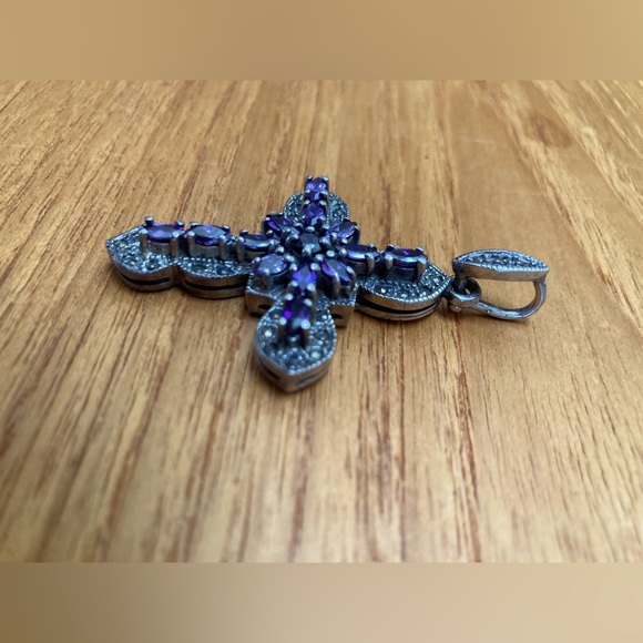 Stunning Amethyst Cross Pendant - Picture 5 of 5